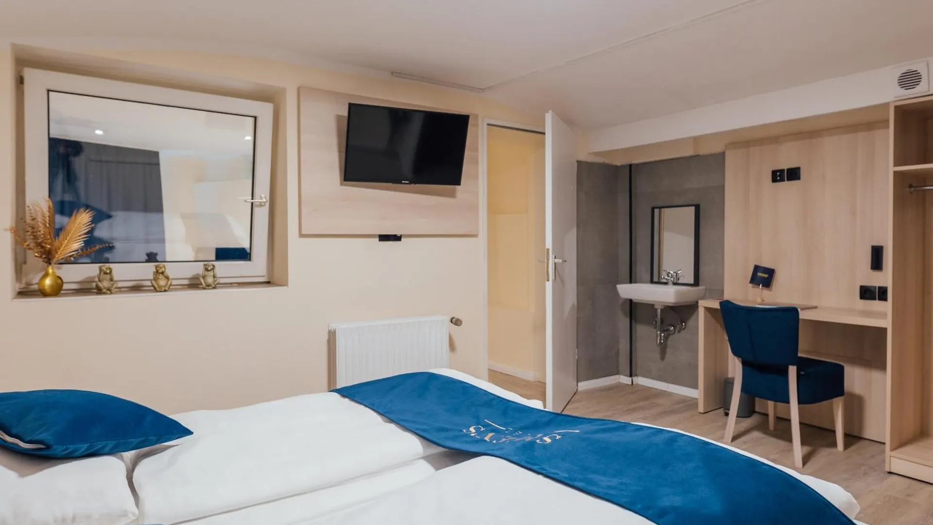 Steens Hotel Alster City Hamburg Almanya